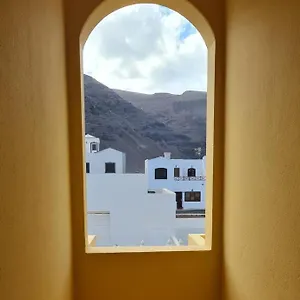 Cliff View Apartment