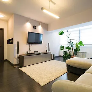 Nadezhda On Nauryzbai Batyr 37 Near The Arbat Апартаменты Алматы