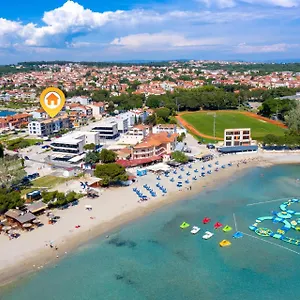 apartments-nevia-medulin.pula-hotels.org/